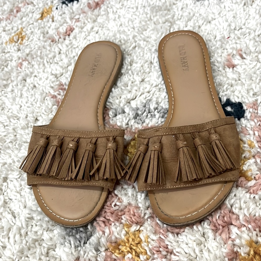 Tassel sandals